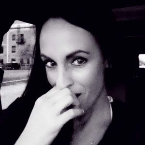 Meet your Posher, Dana